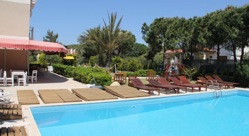 R+ Hotel By Rooms Cesme Exterior photo